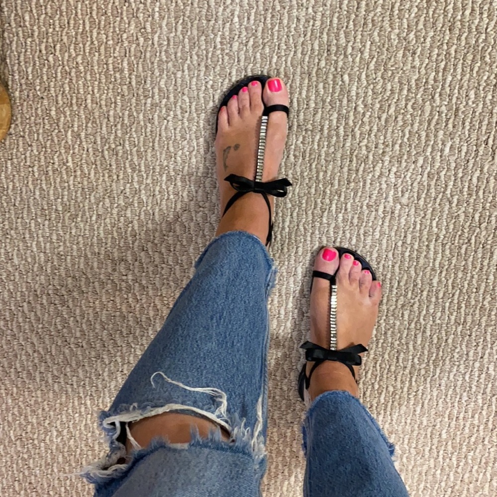 Super cute rhinestone bow sandals
